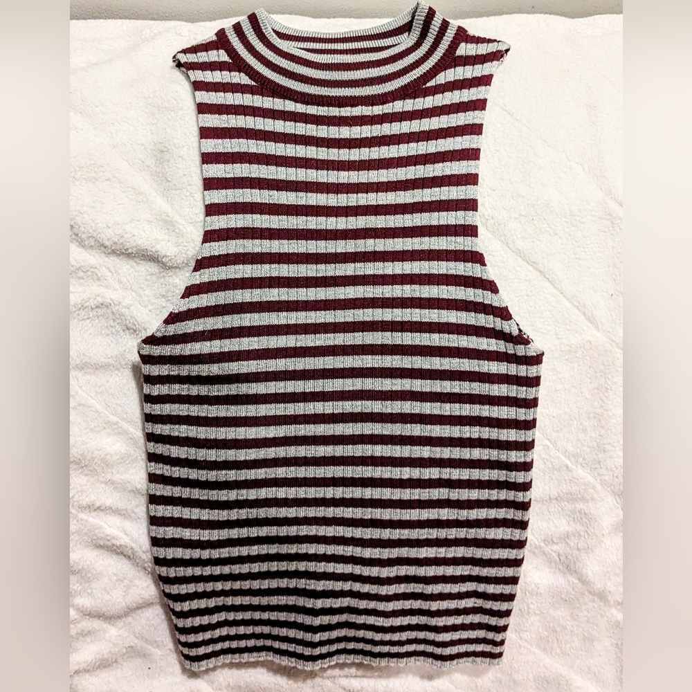 Striped Sleeveless Knit Top - Red and White